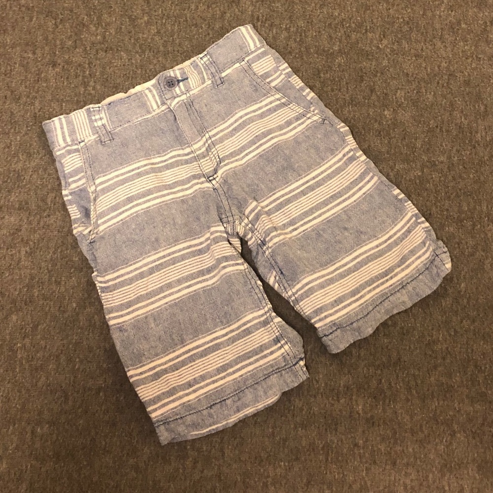 🔴 Old Navy Linen Blend Shorts
